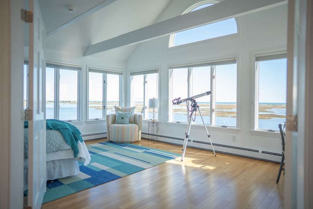 Bedroom, Interior, Water, Wood Texture Flooring