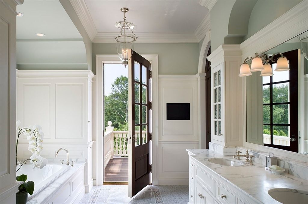 Bathroom, Dual Sink Vanities, Interior, Pendant Lights, Recessed Lighting