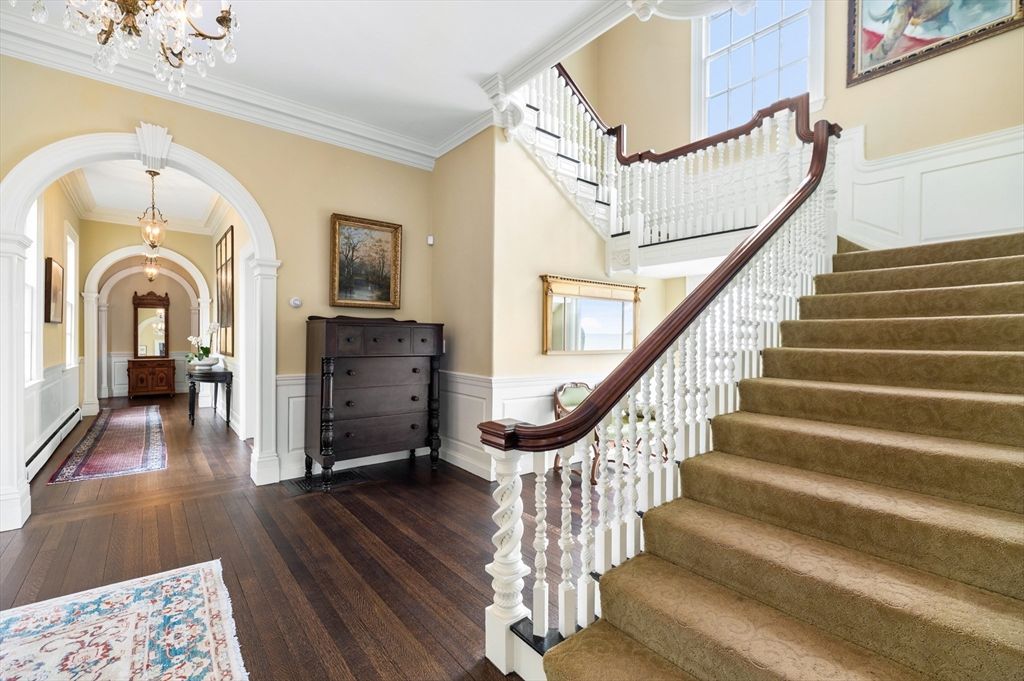 Chandelier, Interior, Wood Texture Flooring