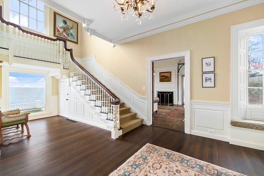 Chandelier, Fireplace, Interior, Wood Texture Flooring