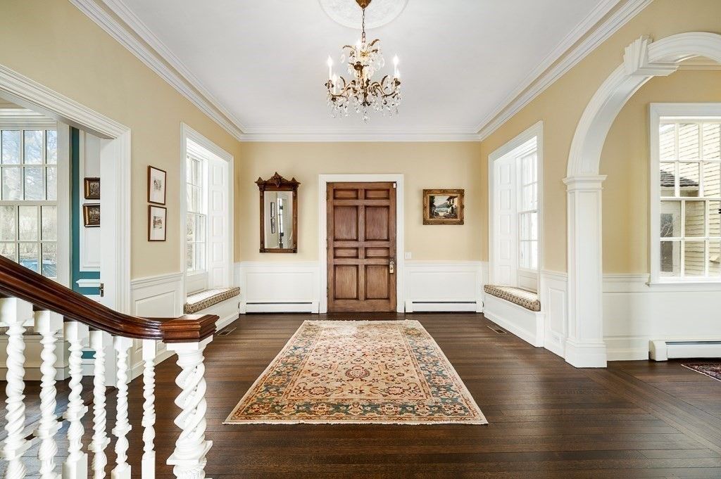 Chandelier, Interior, Wood Texture Flooring