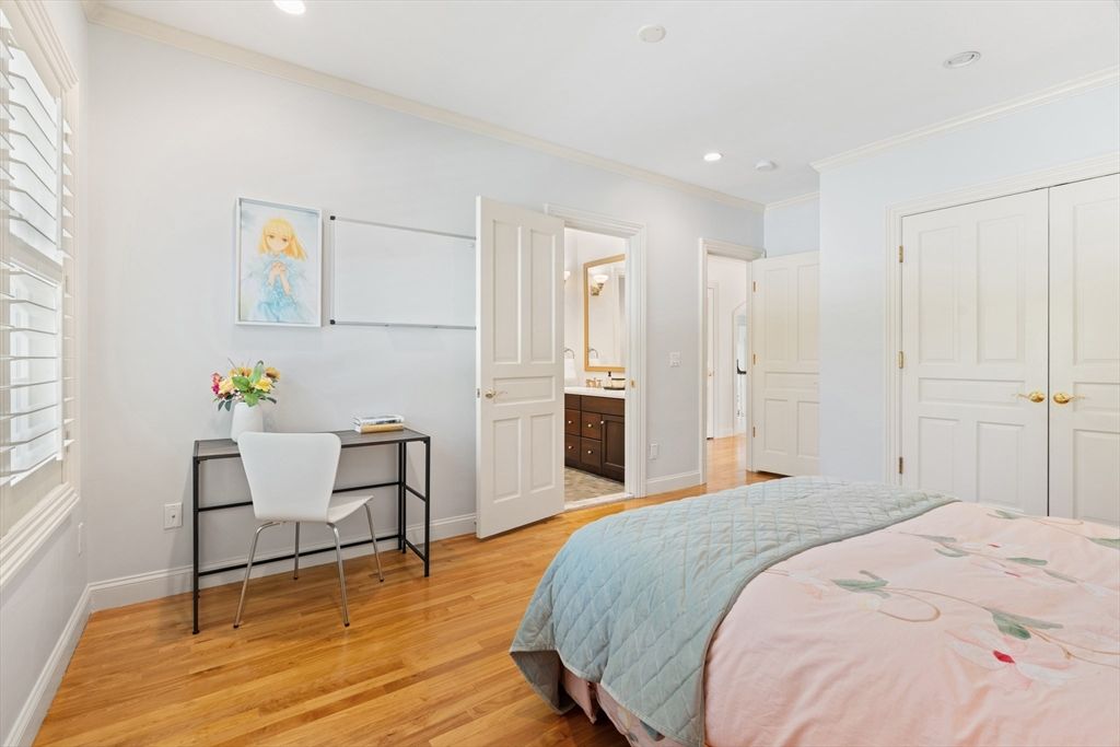 Bedroom, Home Office, Interior, Recessed Lighting, Wood Texture Flooring