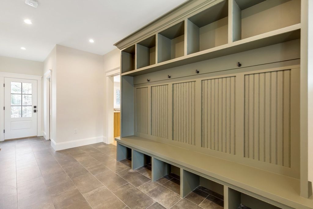 Interior, Recessed Lighting