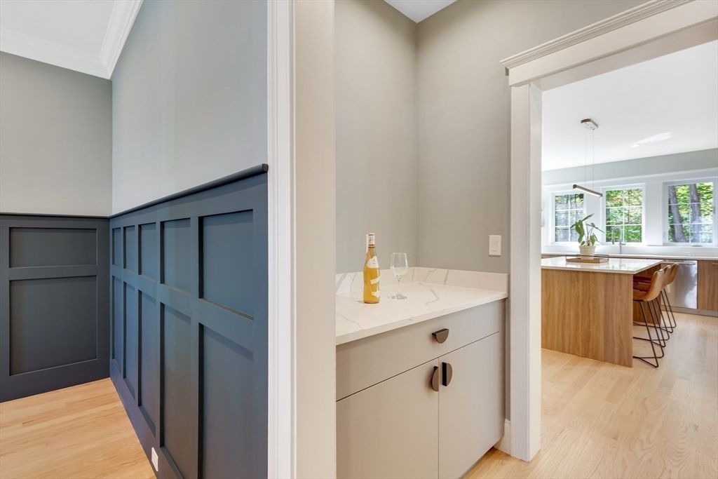 Interior, Kitchen, Pendant Lights, Wood Texture Flooring
