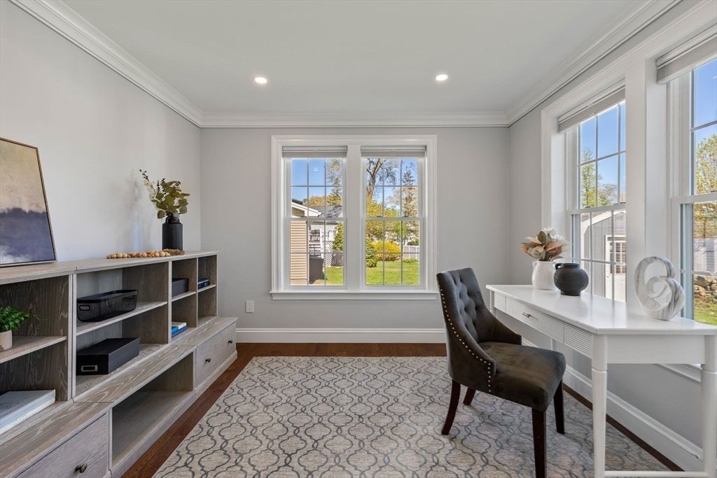 Home Office, Interior, Recessed Lighting, Wood Texture Flooring