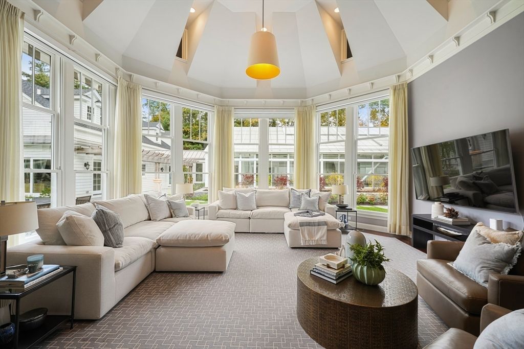Interior, Living room, Pendant Lights