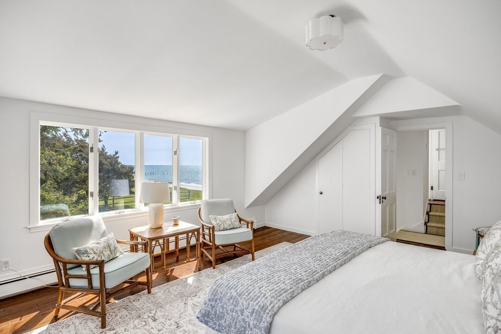 Bedroom, Interior, Water, Wood Texture Flooring