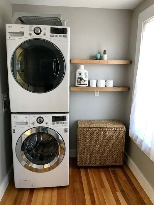 Interior, Utility Closets, Washer, Wood Texture Flooring