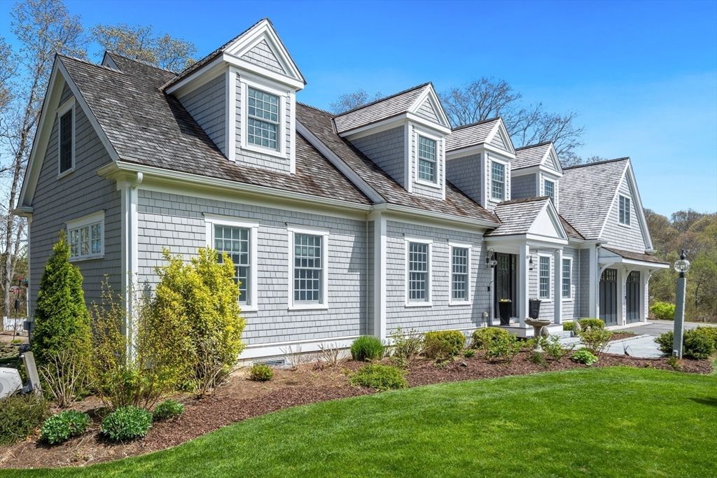 Exterior, Facade, Cape Cod