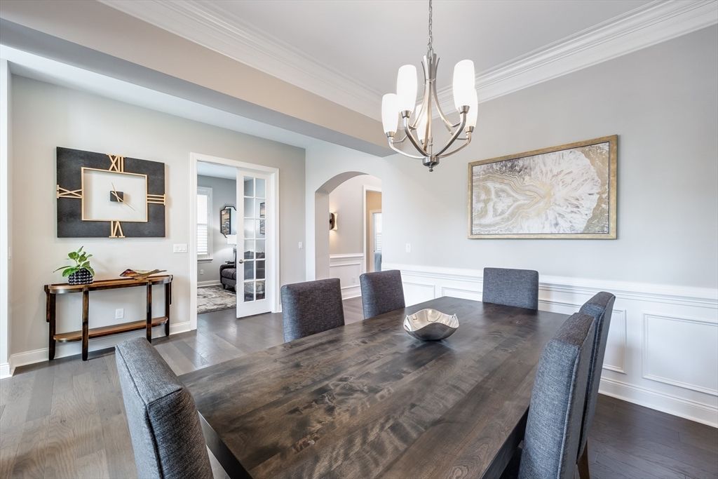 Chandelier, Dining room, Interior, Wood Texture Flooring
