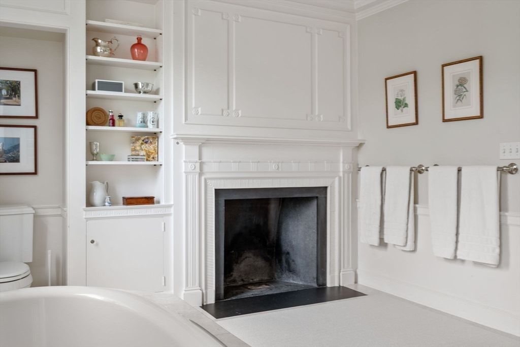 Fireplace, Interior