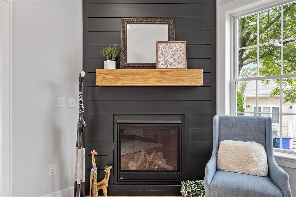Fireplace, Interior