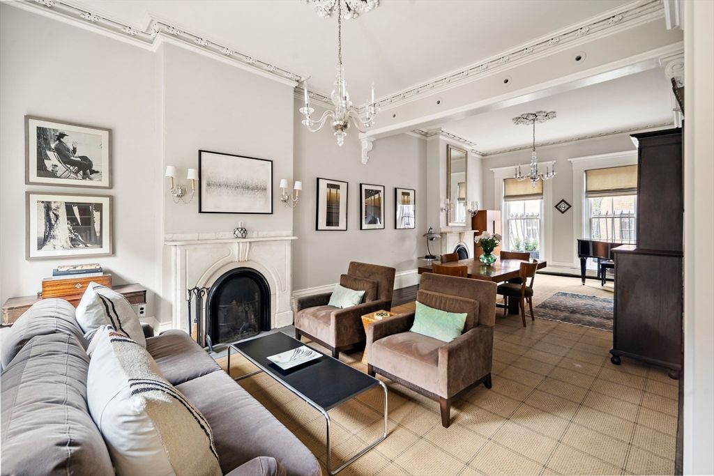 Chandelier, Dining room, Fireplace, Interior, Living room, Pendant Lights