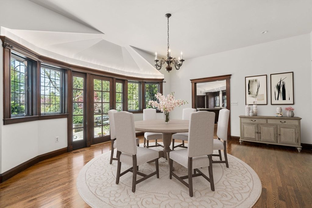 Chandelier, Dining room, Interior, Wood Texture Flooring