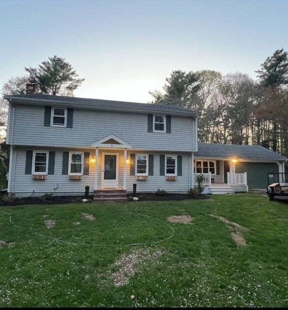Attached, Backyard, Exterior, Facade, Split Level