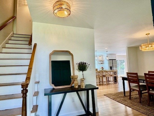 Chandelier, Dining room, Interior, Pendant Lights, Wood Texture Flooring