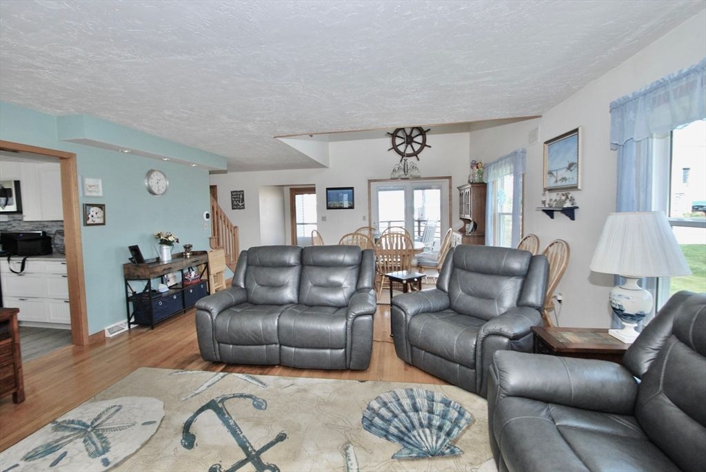 Dining room, Interior, Living room, Wood Texture Flooring