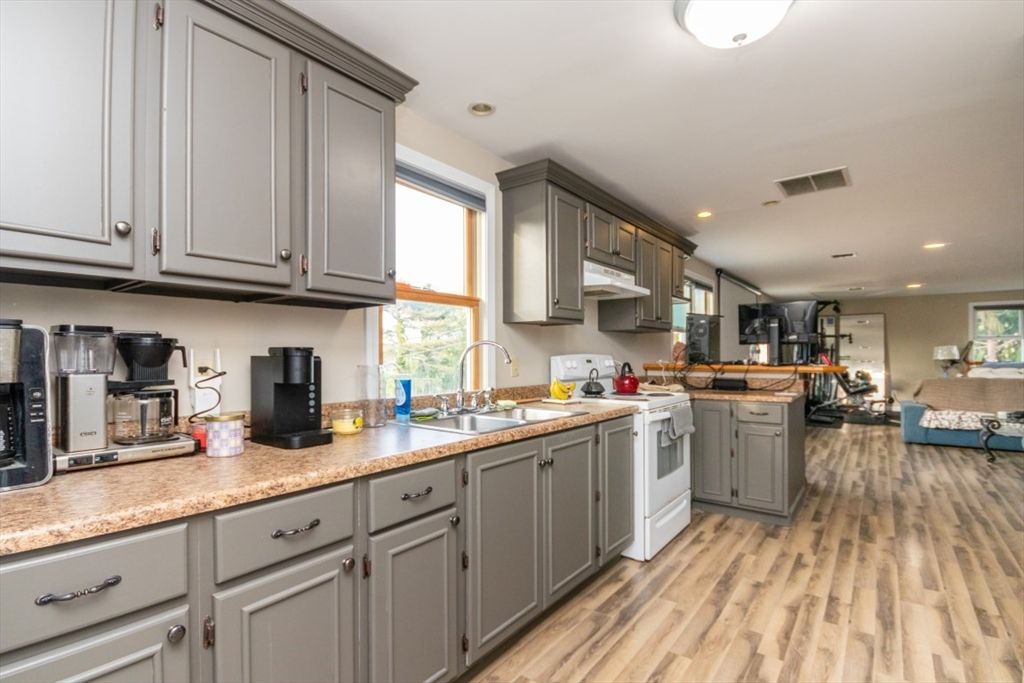 Interior, Kitchen, Recessed Lighting, Wood Texture Flooring