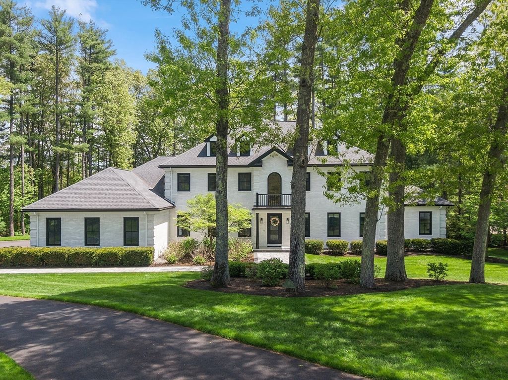 Backyard, Exterior, Facade, French Provincial