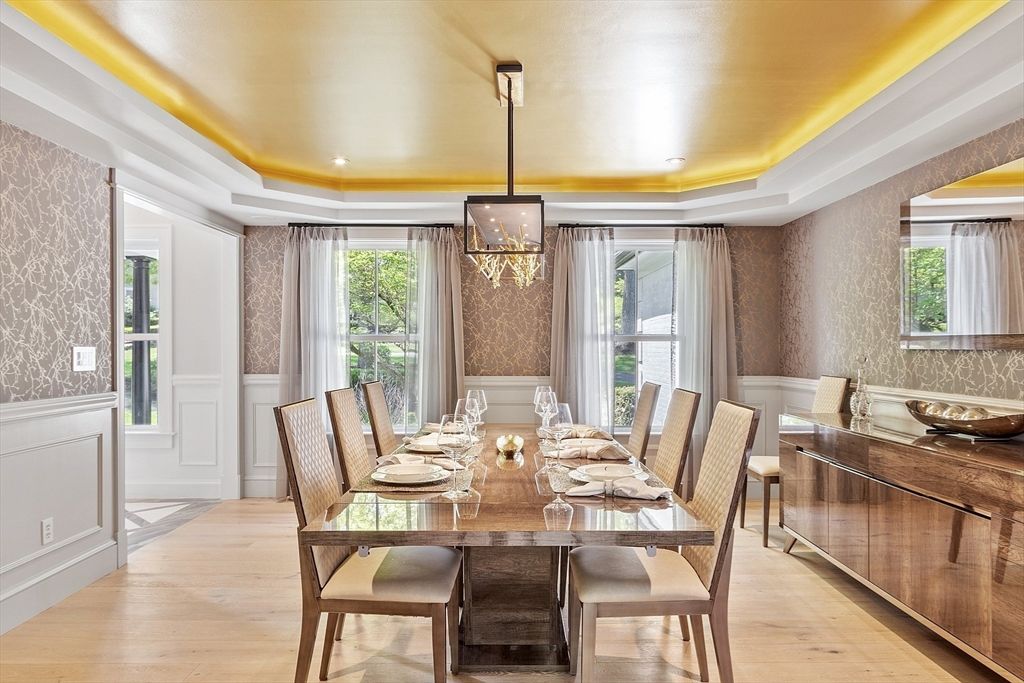 Dining room, Interior, Pendant Lights, Recessed Lighting, Wood Texture Flooring