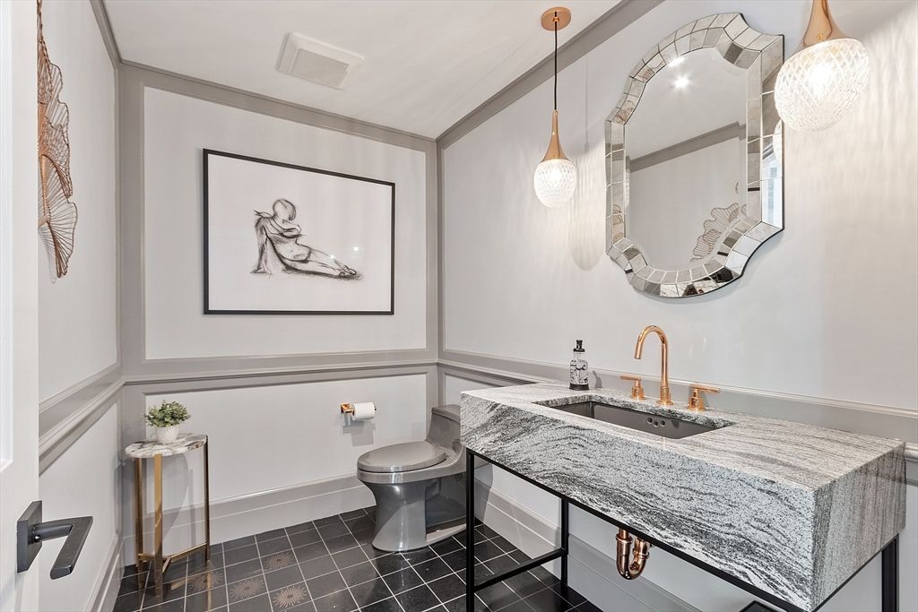 Bathroom, Interior, Pendant Lights