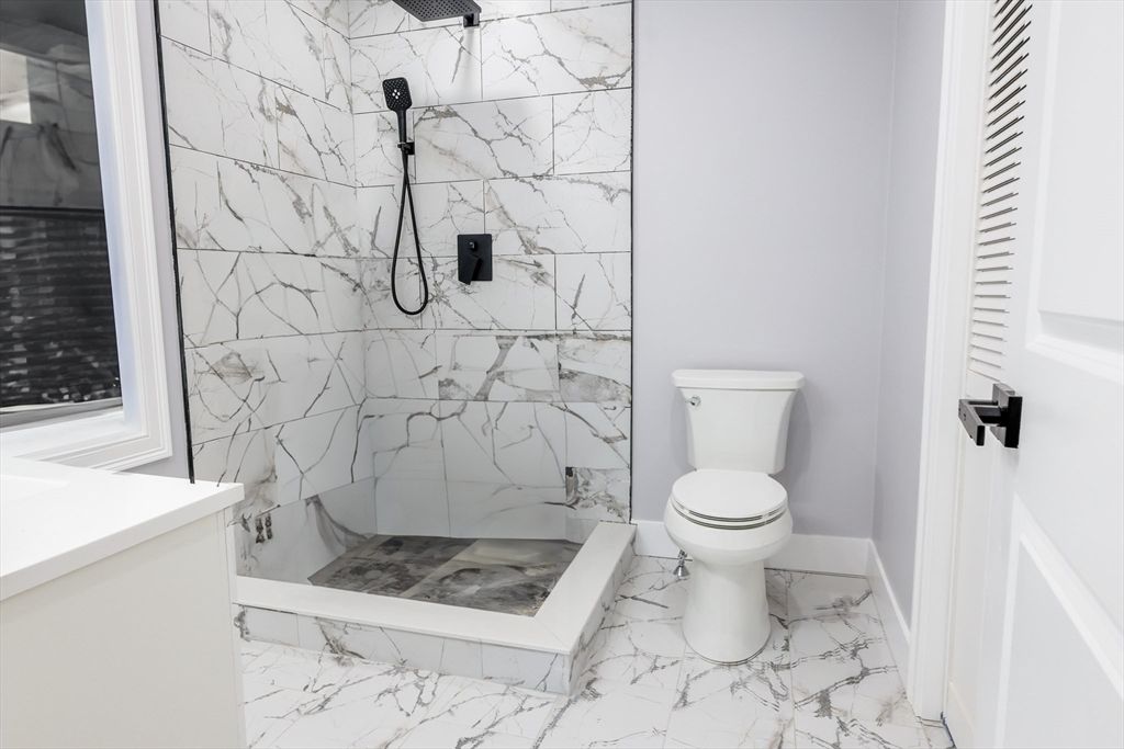 Bathroom, Interior, Marble, Marble Walls
