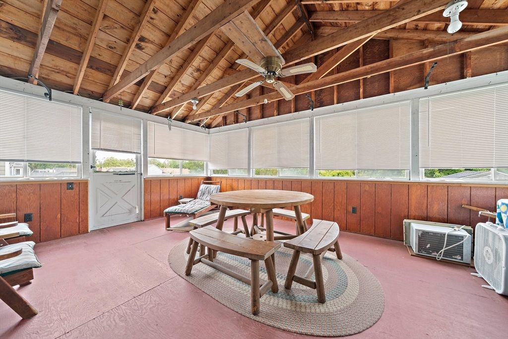 Interior, Sun Room, Wooden Beams, Wooden Ceilings