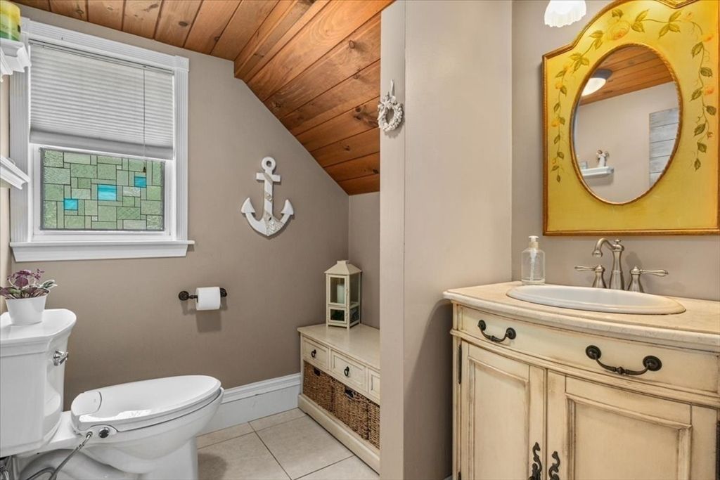Bathroom, Interior, Wooden Ceilings