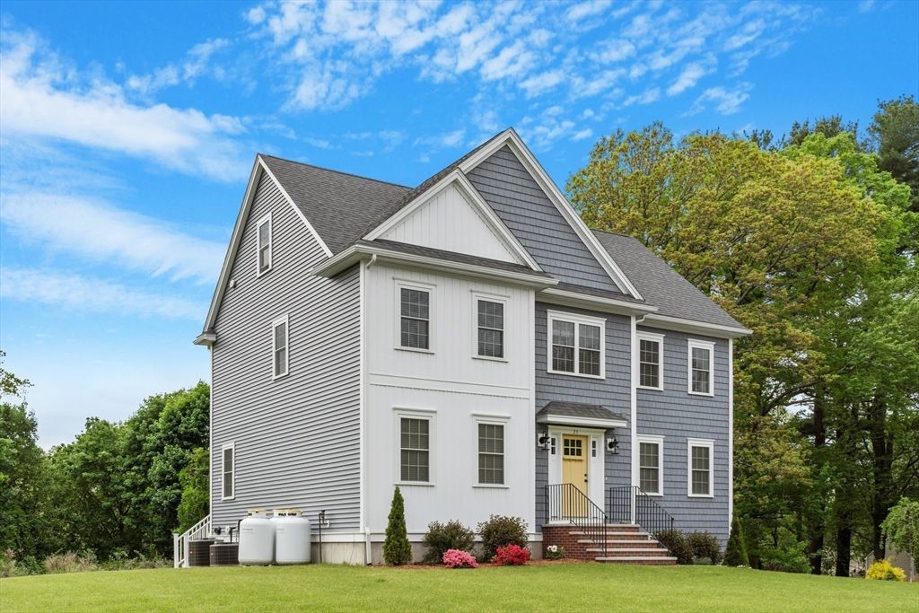 Backyard, Exterior, Facade, Georgian