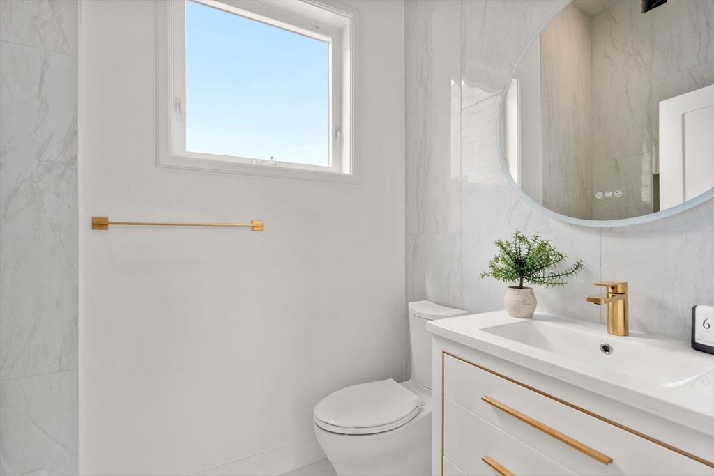 Bathroom, Interior, Marble Walls