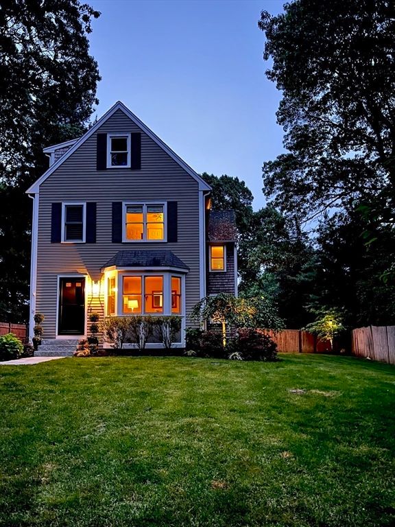 Backyard, Exterior, Facade, Farmhouse