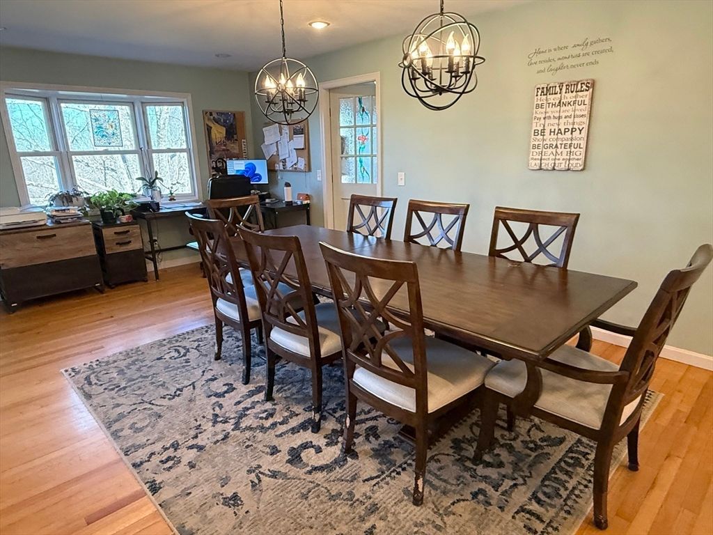Chandelier, Dining room, Interior, Living room, Pendant Lights, Recessed Lighting, Wood Texture Flooring