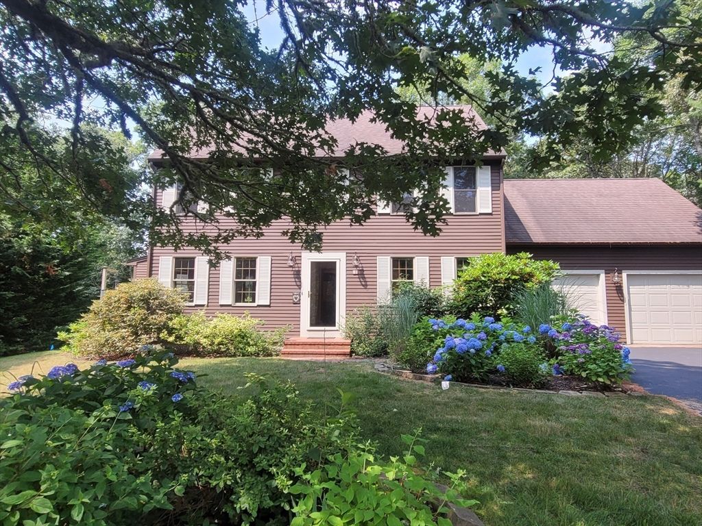 Attached, Backyard, Exterior, Facade, Cape Cod