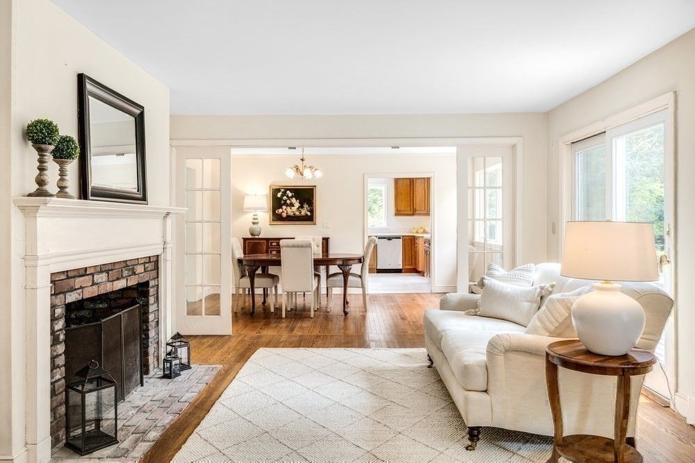 Chandelier, Dining room, Fireplace, Interior, Living room, Wood Texture Flooring