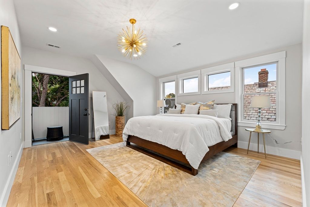 Bedroom, Interior, Pendant Lights, Recessed Lighting, Wood Texture Flooring