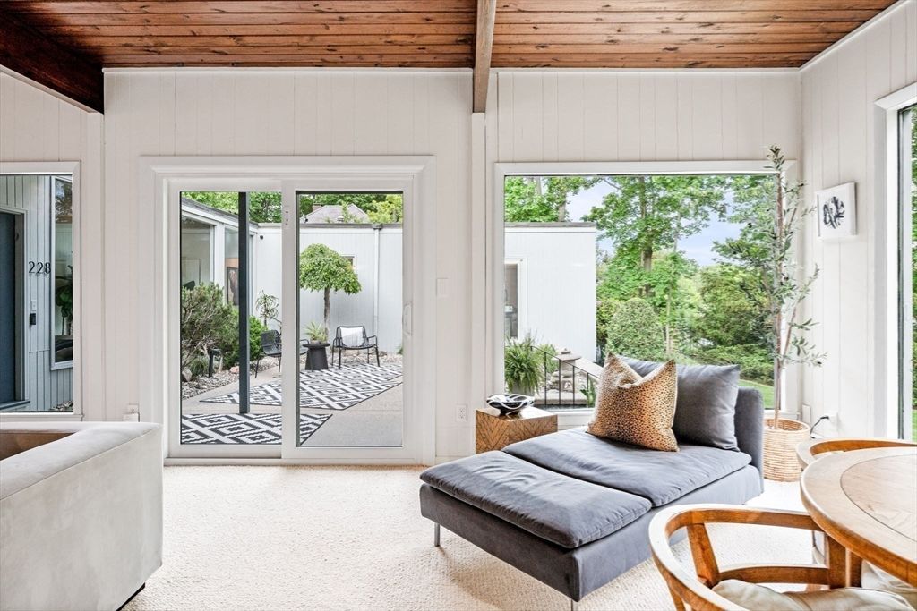 Interior, Sun Room, Wooden Beams, Wooden Ceilings