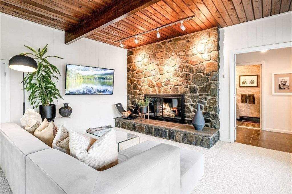Fireplace, Interior, Living room, Stone Walls, Wooden Beams, Wooden Ceilings, Wood Texture Flooring