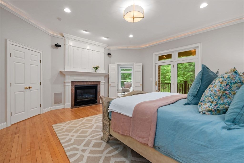Bedroom, Fireplace, Interior, Recessed Lighting, Wood Texture Flooring