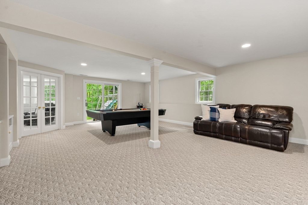 Billiard Table, Game Room, Interior, Recessed Lighting