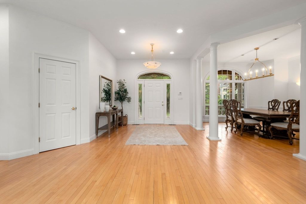 Chandelier, Dining room, Interior, Pendant Lights, Recessed Lighting, Wood Texture Flooring