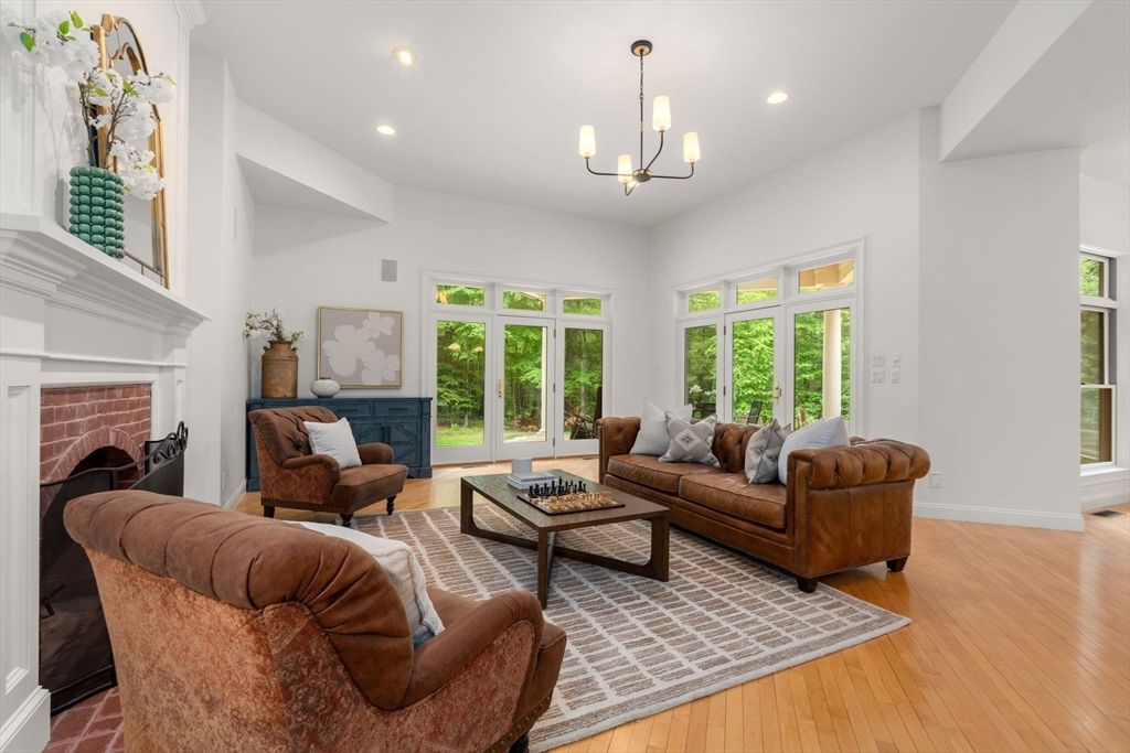 Chandelier, Fireplace, Interior, Living room, Recessed Lighting, Wood Texture Flooring