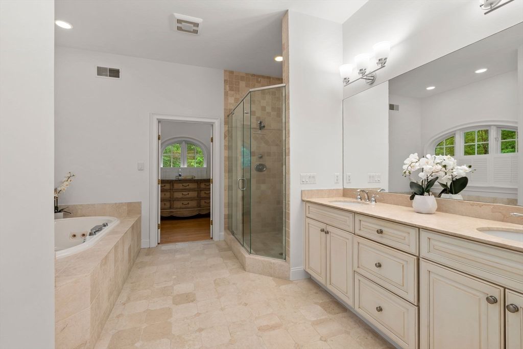 Bathroom, Dual Sink Vanities, Glass Shower, Interior, Recessed Lighting