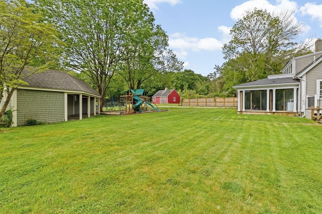 Backyard, Exterior, Playground