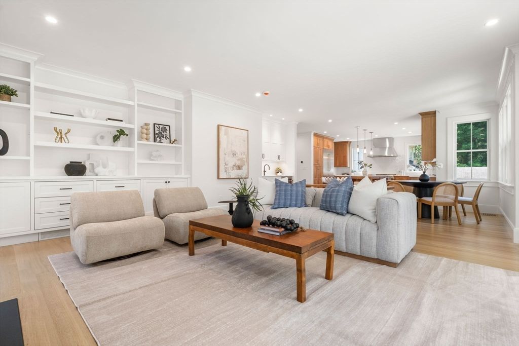 Dining room, Interior, Kitchen, Living room, Pendant Lights, Recessed Lighting, Wood Texture Flooring
