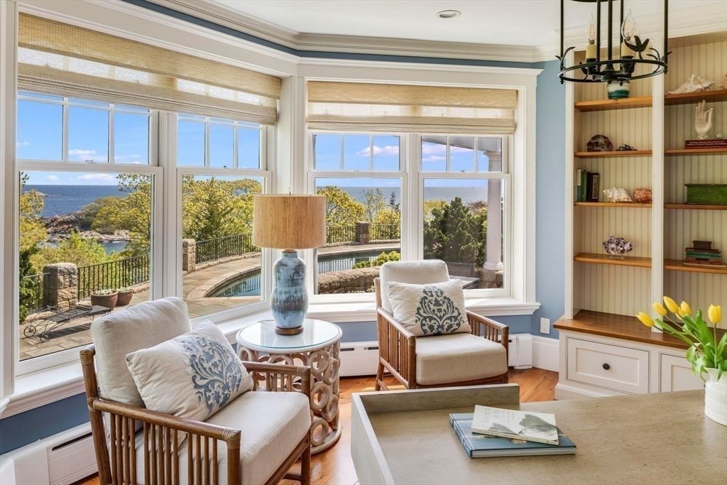 Interior, Living room, Pendant Lights, Recessed Lighting, Water, Wood Texture Flooring