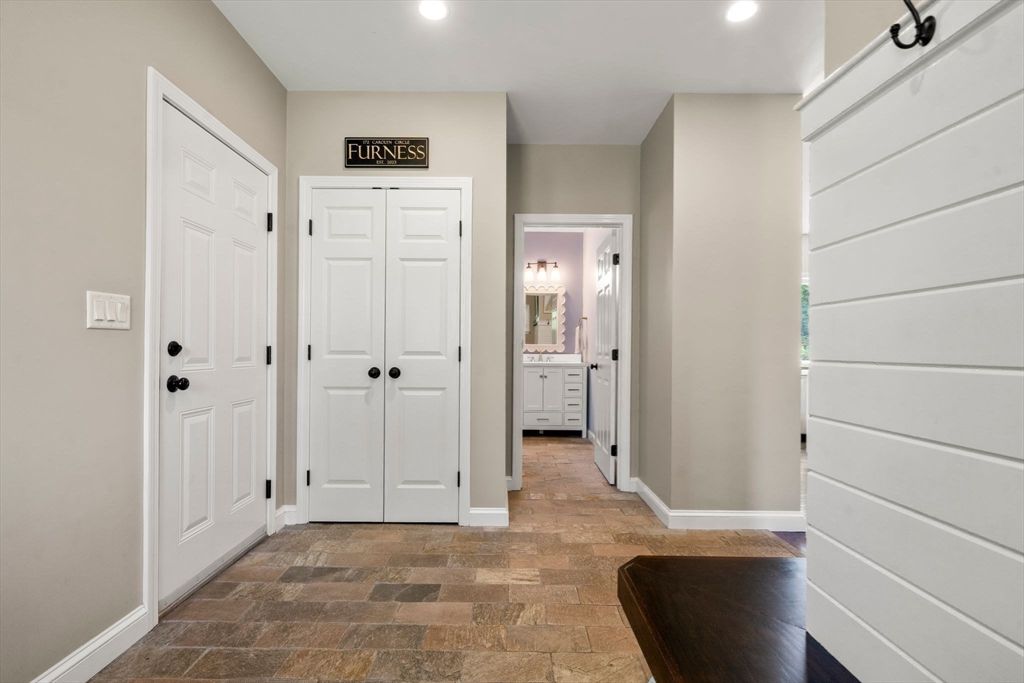 Interior, Recessed Lighting