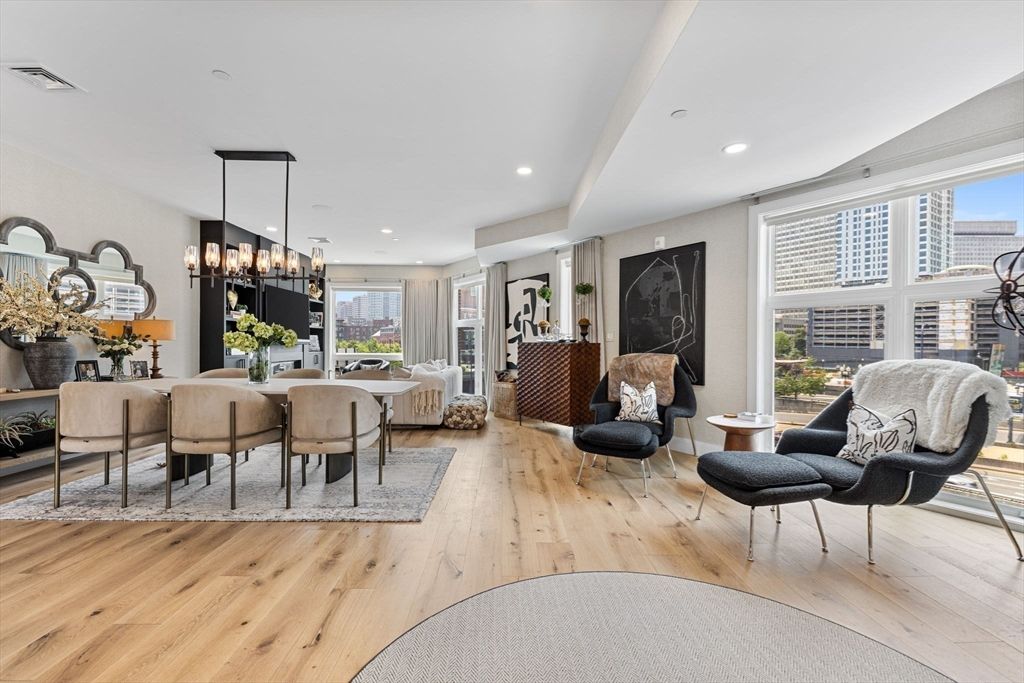 Chandelier, Dining room, Interior, Living room, Recessed Lighting, Wood Texture Flooring