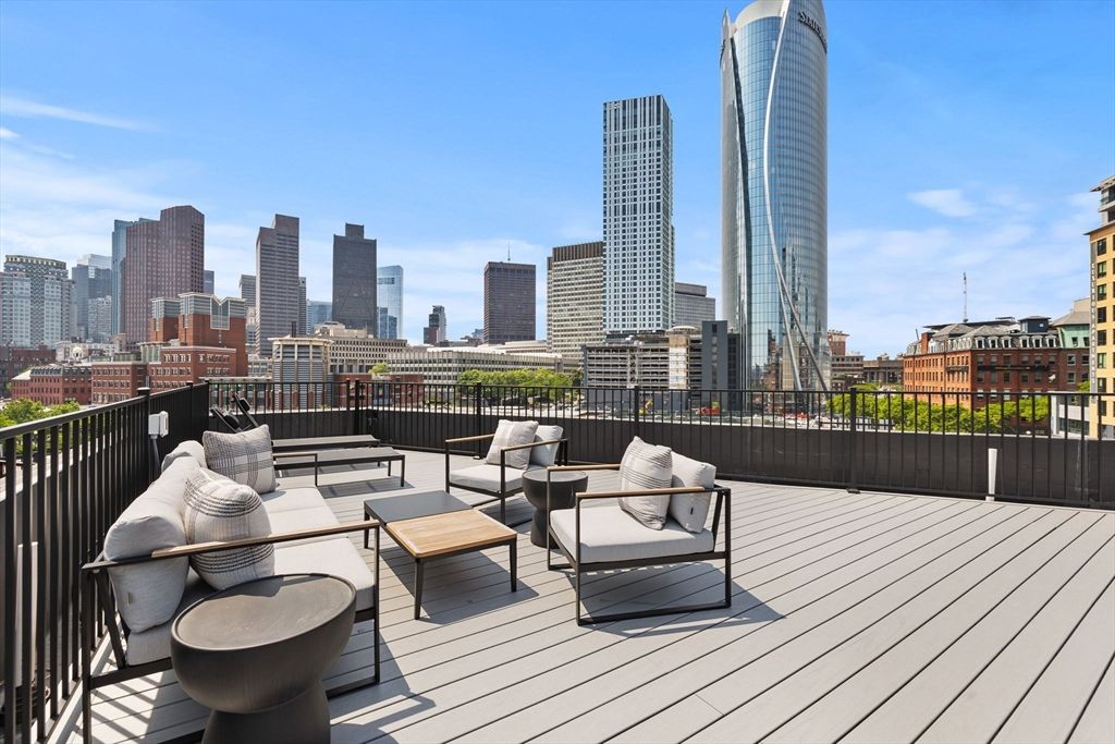 Exterior, Other, Skyline