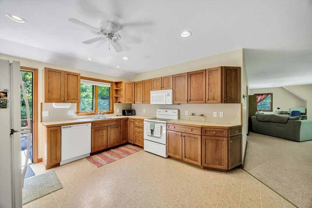 Interior, Kitchen, Recessed Lighting
