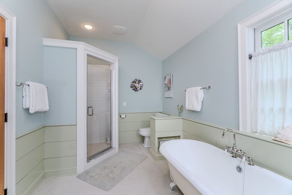 Bathroom, Free Standing Baths, Glass Shower, Interior, Recessed Lighting